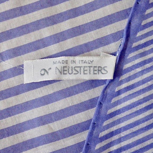 Neusteters Blue White Cotton Seagull Scarf Made in Italy 22" Sq MCM Original Tag - Picture 15 of 16